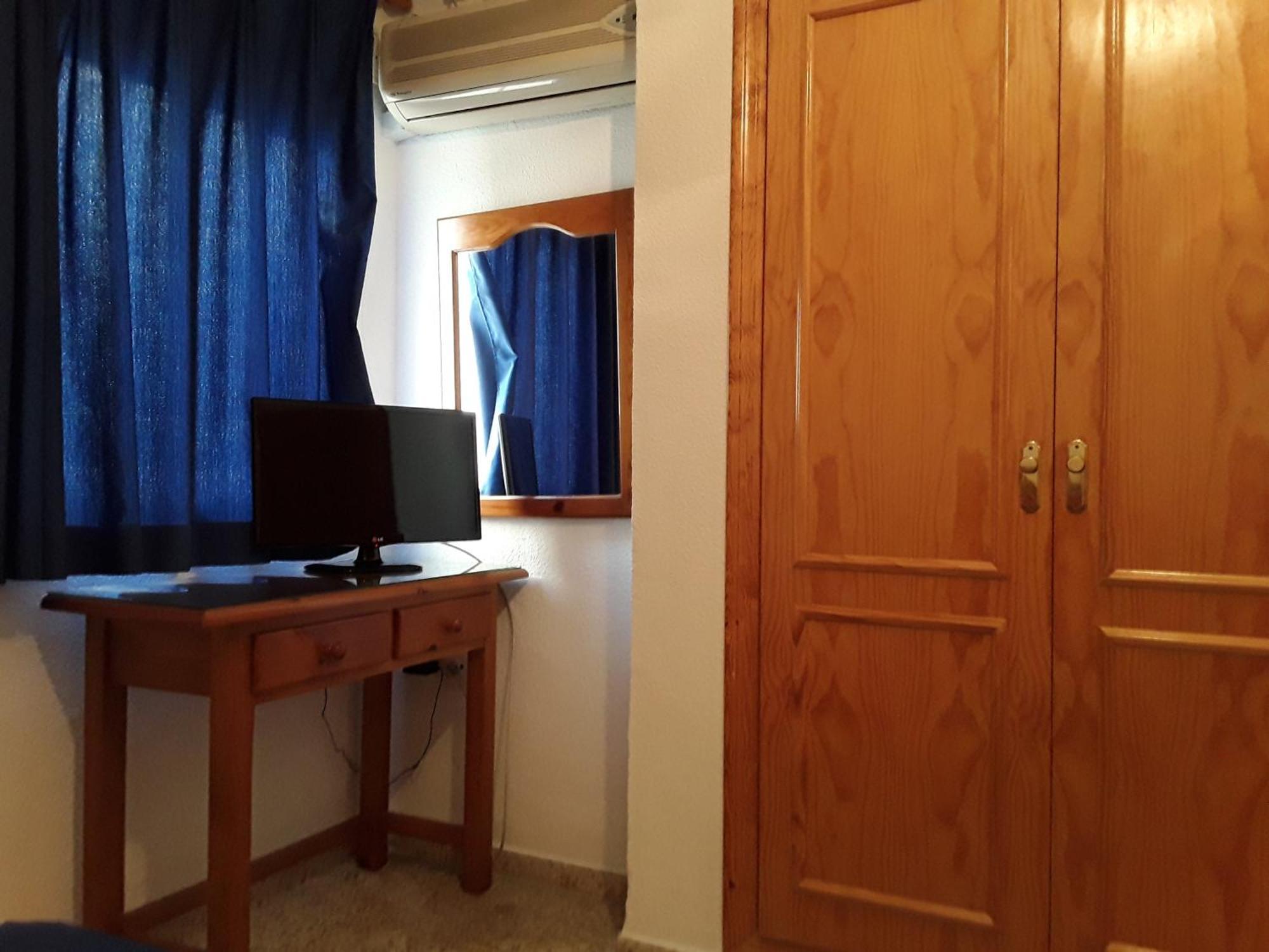 Hostal Miguel Calahonda Extérieur photo