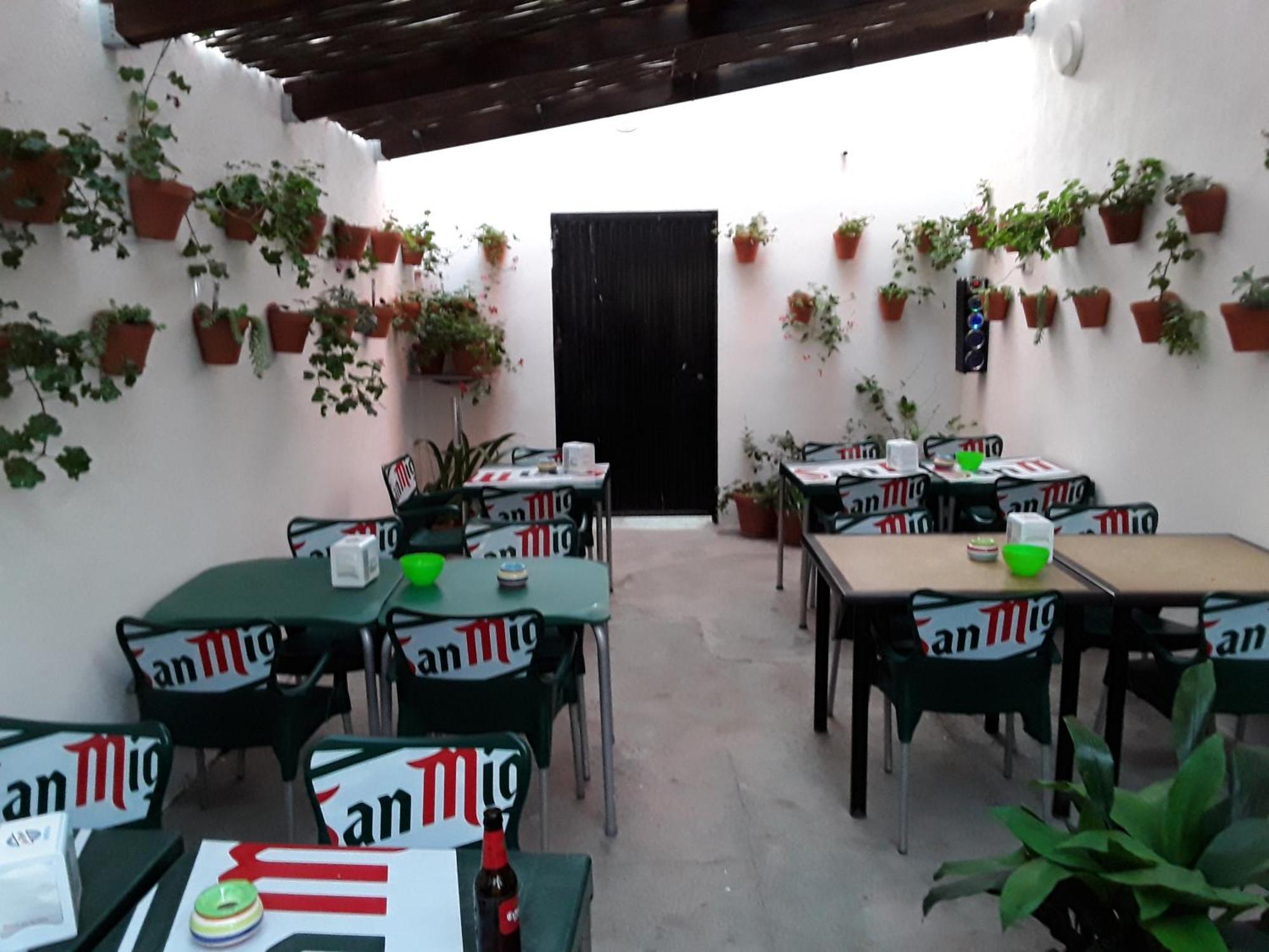 Hostal Miguel Calahonda Extérieur photo